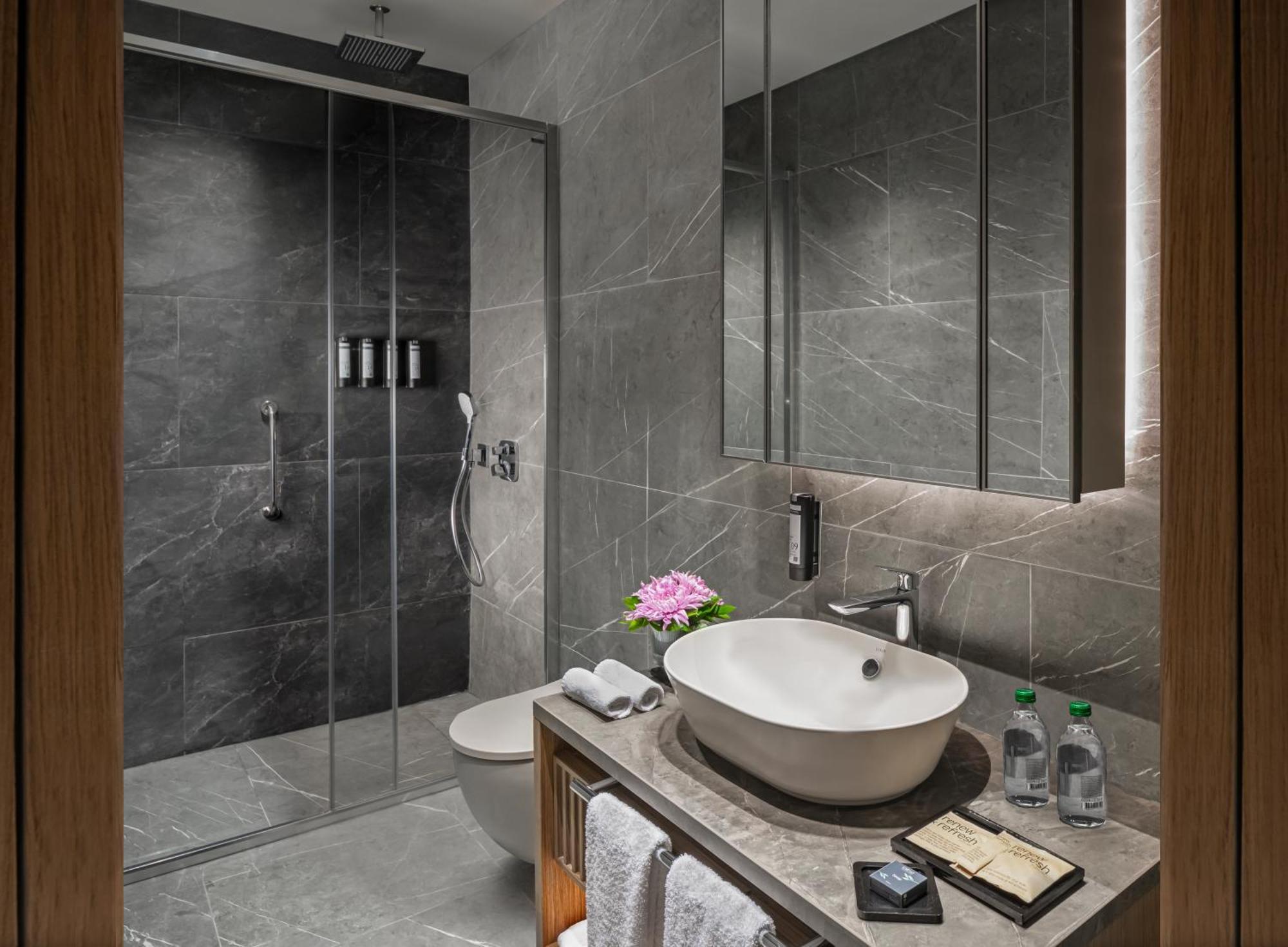 Moevenpick Living Istanbul Saklivadi Hotel Bagian luar foto