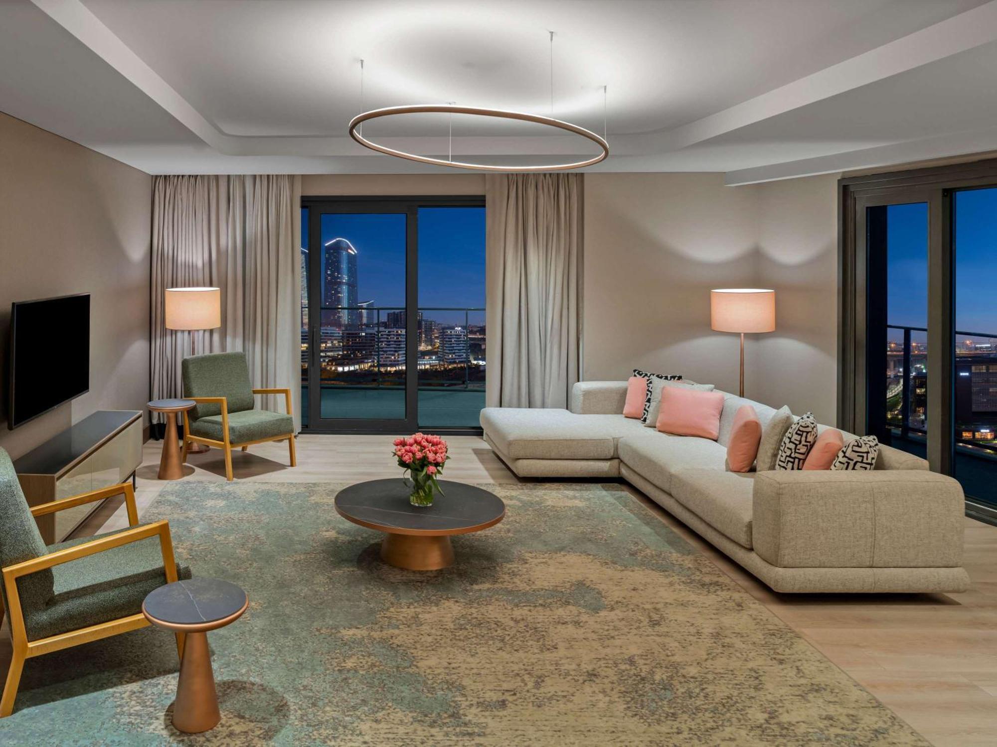 Moevenpick Living Istanbul Saklivadi Hotel Bagian luar foto