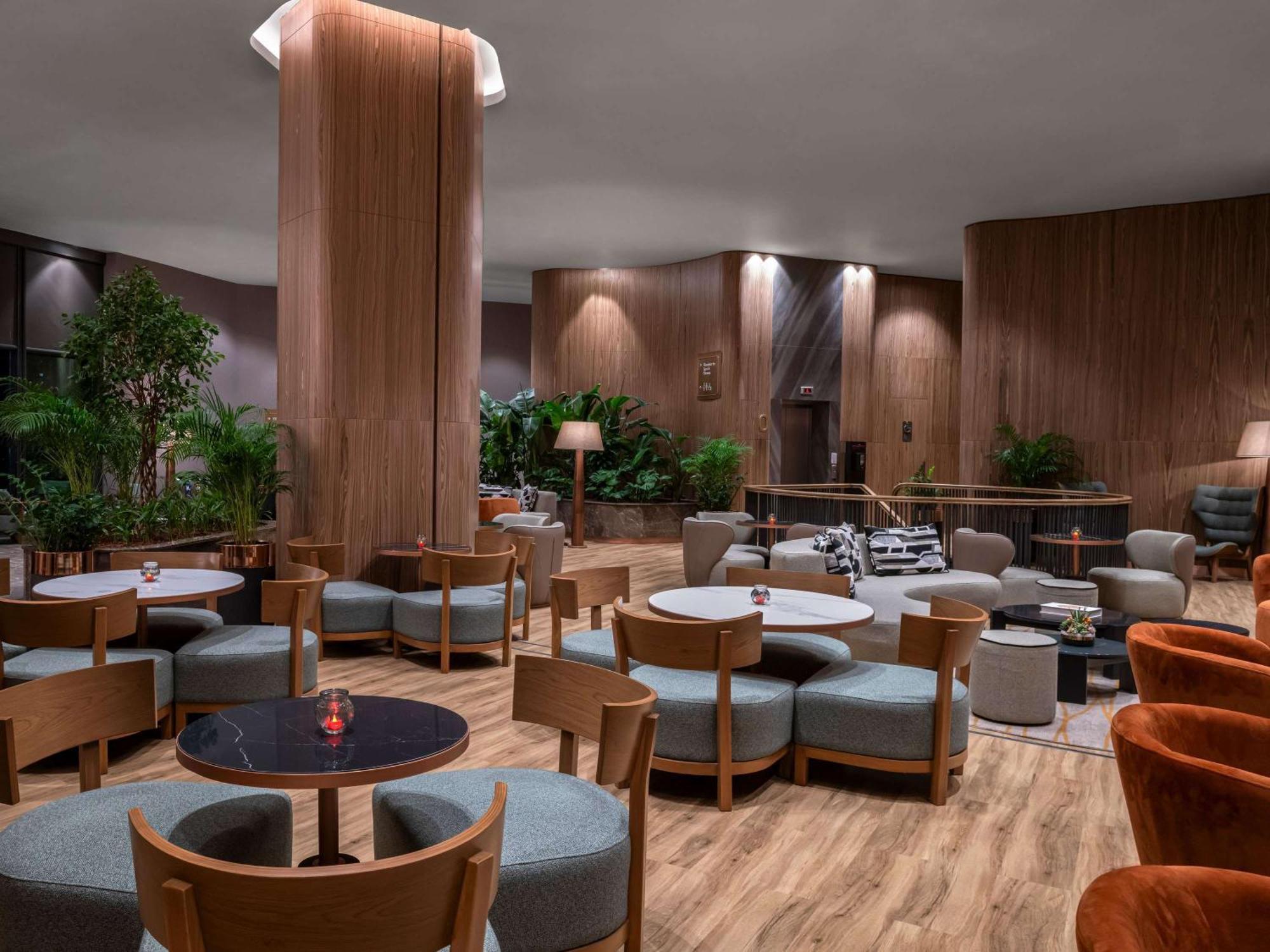 Moevenpick Living Istanbul Saklivadi Hotel Bagian luar foto