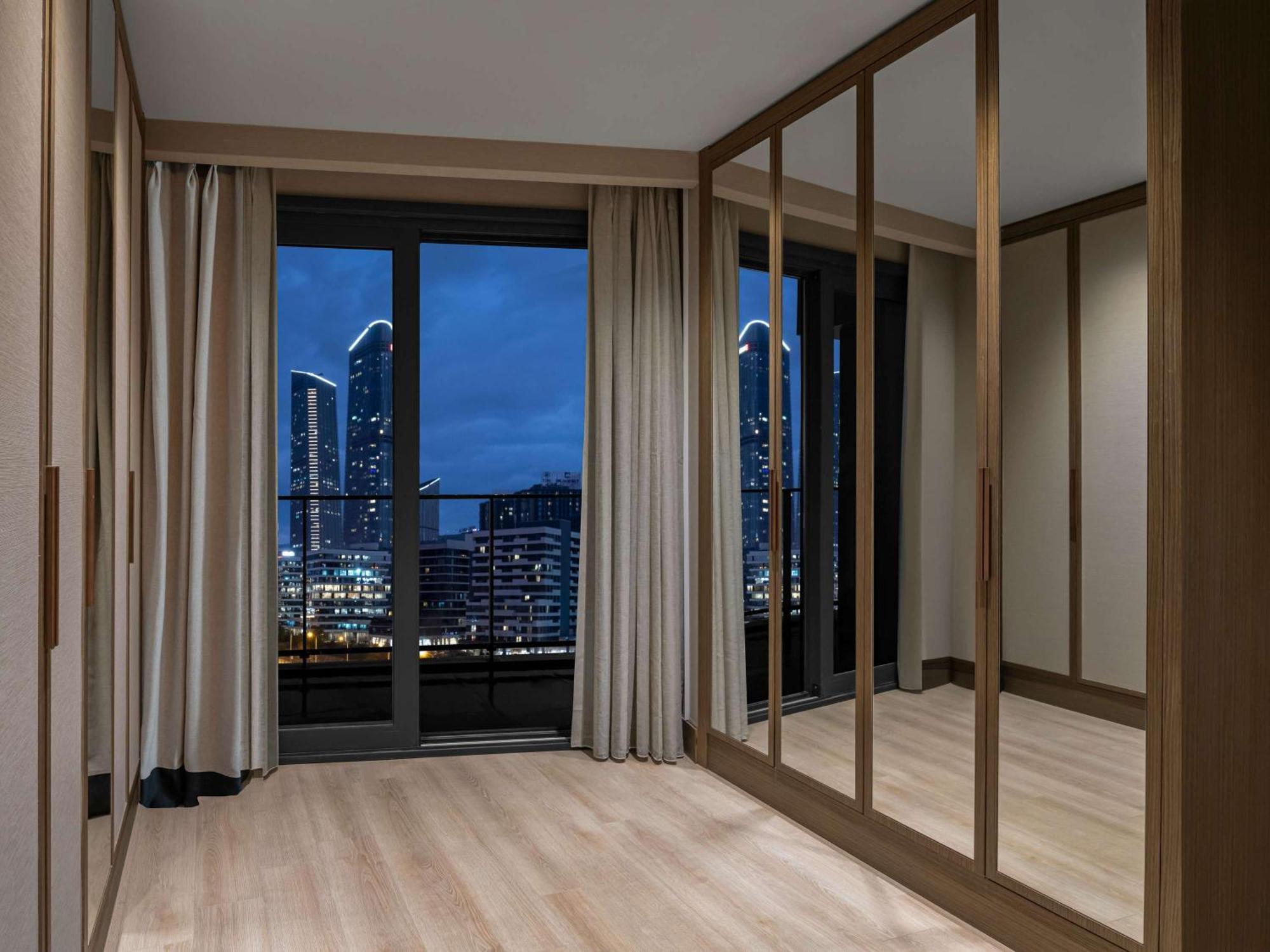 Moevenpick Living Istanbul Saklivadi Hotel Bagian luar foto